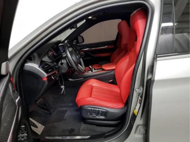 5YMKW8C56K0Y74876 - 2019 BMW X6 M GRAY photo 5