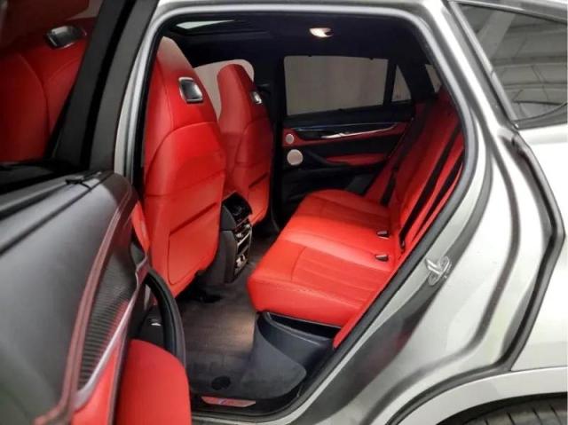 5YMKW8C56K0Y74876 - 2019 BMW X6 M GRAY photo 6