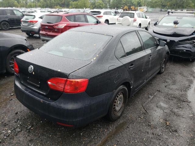 3VW2K7AJXDM264247 - 2013 VOLKSWAGEN JETTA BASE BLACK photo 4