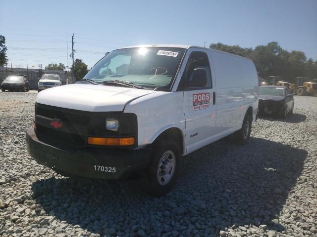 1GCGG25V261170325 - 2006 CHEVROLET EXPRESS G2 WHITE photo 2