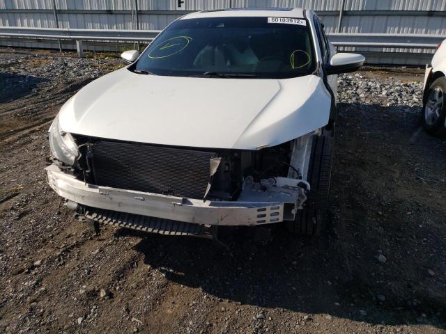 SHHFK7H97HU416848 - 2017 HONDA CIVIC SPOR WHITE photo 9