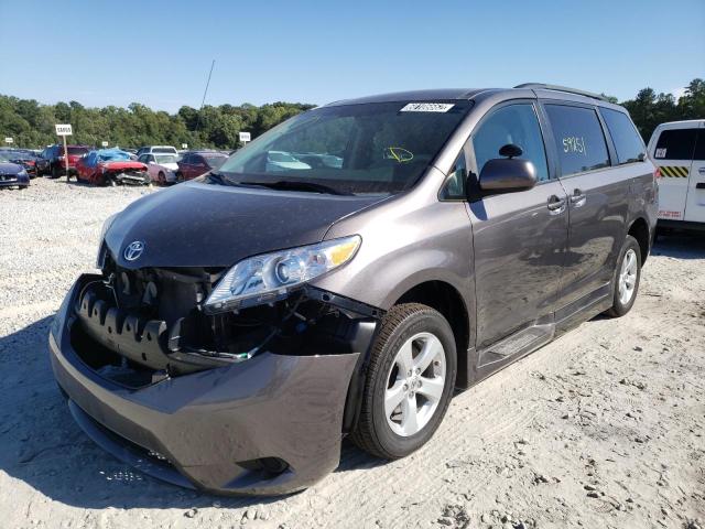 5TDKK3DC4DS379855 - 2013 TOYOTA SIENNA LE GRAY photo 2