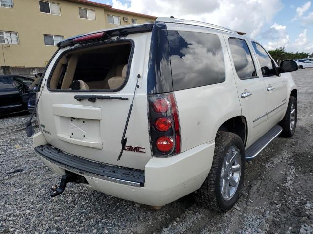 1GKS2EEF4BR181233 - 2011 GMC YUKON DENA WHITE photo 4