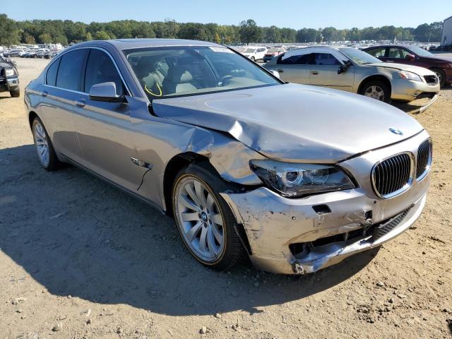 WBAKC6C55AC393405 - 2010 BMW 750 I XDRI GOLD photo 1