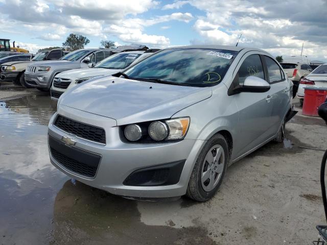 1G1JB5SHXD4166208 - 2013 CHEVROLET SONIC LS SILVER photo 2