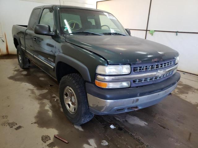 1GCGK29U81Z117736 - 2001 CHEVROLET SILVERADO GREEN photo 1