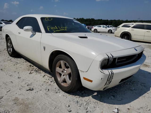 2B3CJ4DV4AH190567 - 2010 DODGE CHALLENGER WHITE photo 1