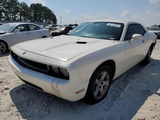 2B3CJ4DV4AH190567 - 2010 DODGE CHALLENGER WHITE photo 2