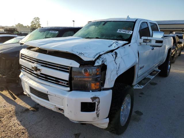 1GC1KWE89GF113517 - 2016 CHEVROLET SILVERADO WHITE photo 2