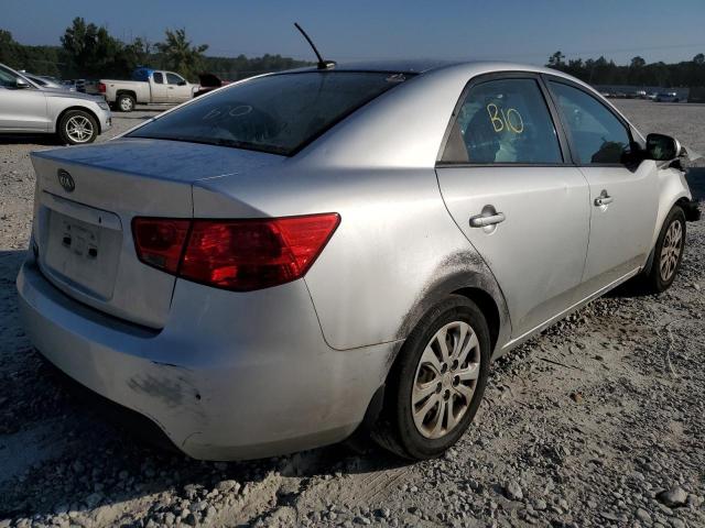 KNAFT4A27C5513372 - 2012 KIA FORTE EX SILVER photo 4