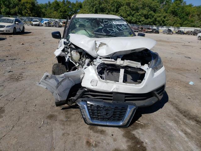 3N1CP5BV7LL547677 - 2020 NISSAN KICKS S WHITE photo 9