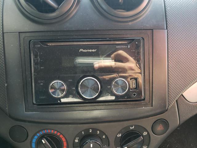 KL1TD56698B063731 - 2008 CHEVROLET AVEO BASE TURQUOISE photo 9