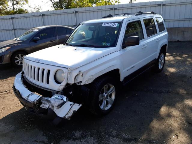 1C4NJRFB7ED886348 - 2014 JEEP PATRIOT LA WHITE photo 2