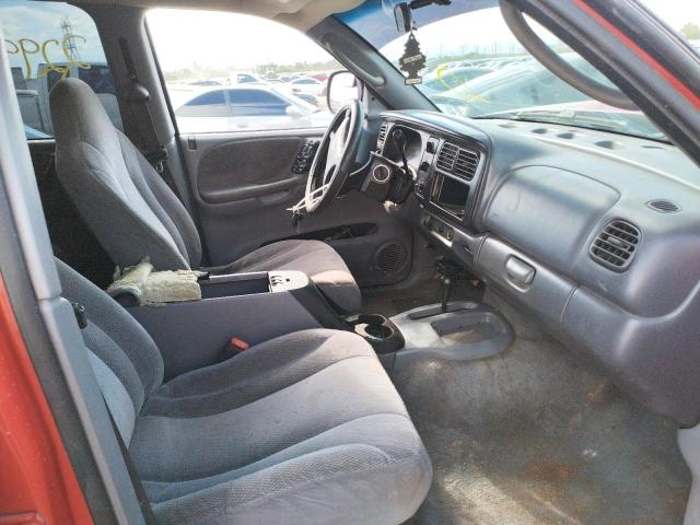 1B7GG2AN9YS751596 - 2000 DODGE DAKOTA QUA RED photo 5