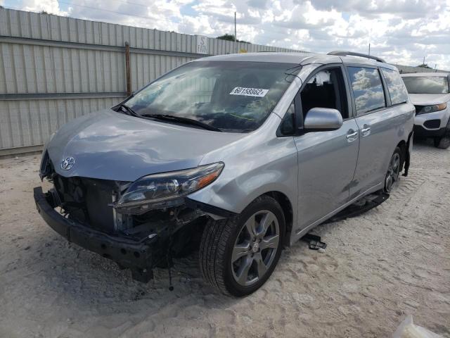 5TDXZ3DC2HS887488 - 2017 TOYOTA SIENNA SE SILVER photo 2