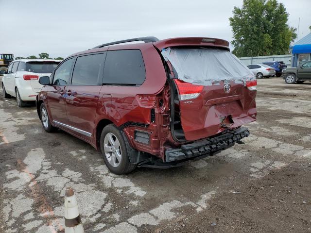5TDKK3DC7DS319553 - 2013 TOYOTA SIENNA LE RED photo 3