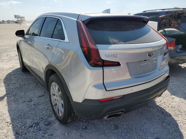 1GYAZAR45MF051044 - 2021 CADILLAC XT4 LUXURY SILVER photo 3