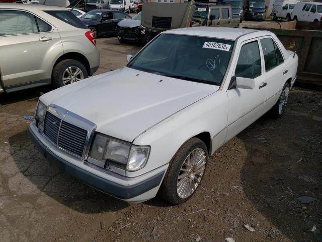 WDBEA28EXPC005549 - 1993 MERCEDES-BENZ 300 E 2.8 WHITE photo 2