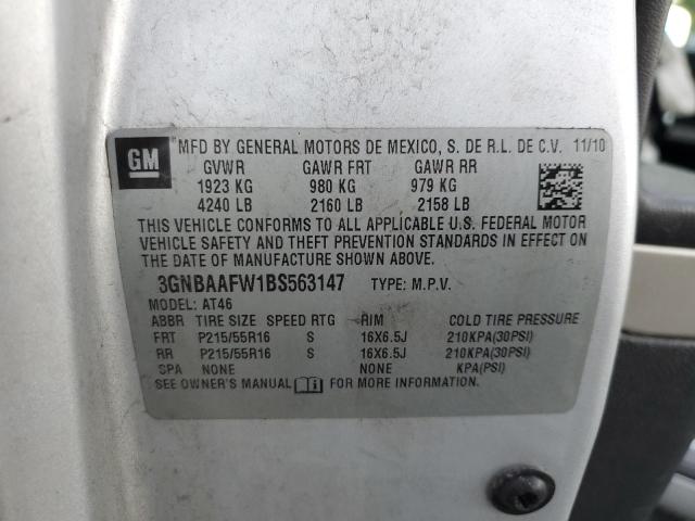 3GNBAAFW1BS563147 - 2011 CHEVROLET HHR LS SILVER photo 10