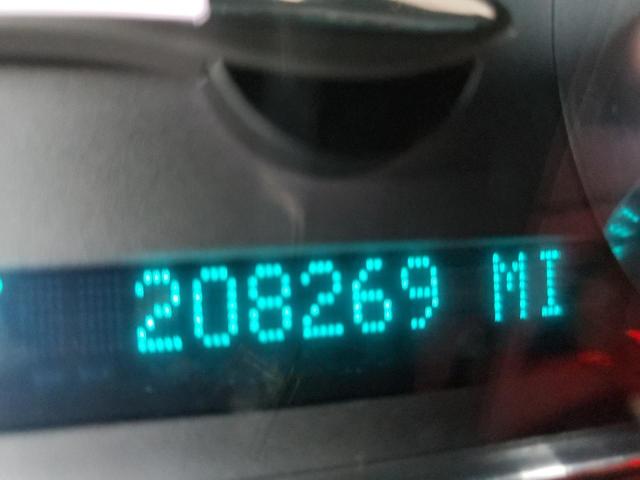 3GNBAAFW1BS563147 - 2011 CHEVROLET HHR LS SILVER photo 8