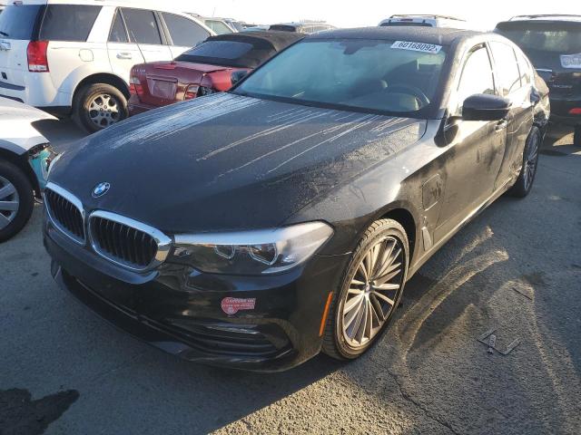 WBAJA9C57JB249010 - 2018 BMW 530E BLACK photo 2