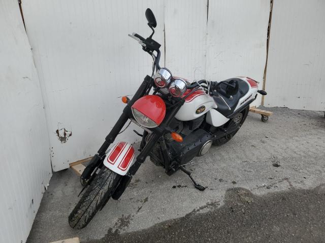 5VPHS36N3C3006137 - 2012 VICTORY MOTORCYCLES HAMMER S TWO TONE photo 2