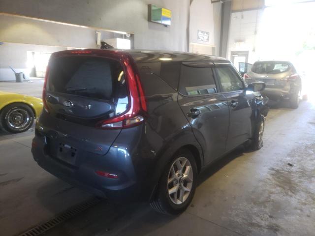 KNDJ23AU6L7734574 - 2020 KIA SOUL LX GRAY photo 4