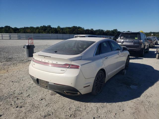 3LN6L2LU8FR627660 - 2015 LINCOLN MKZ HYBRID WHITE photo 4