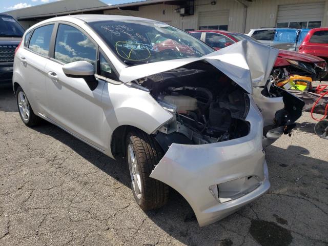 3FADP4EJ1KM156558 - 2019 FORD FIESTA SE SILVER photo 1