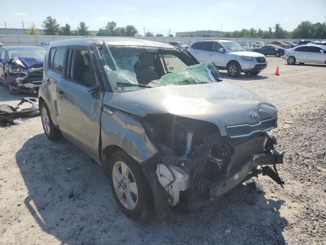 KNDJN2A20J7578206 - 2018 KIA SOUL GRAY photo 1