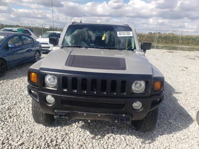 5GTDN13E478183875 - 2007 HUMMER H3 SILVER photo 9