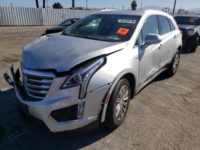 1GYKNCRS8KZ190266 - 2019 CADILLAC XT5 LUXURY SILVER photo 2