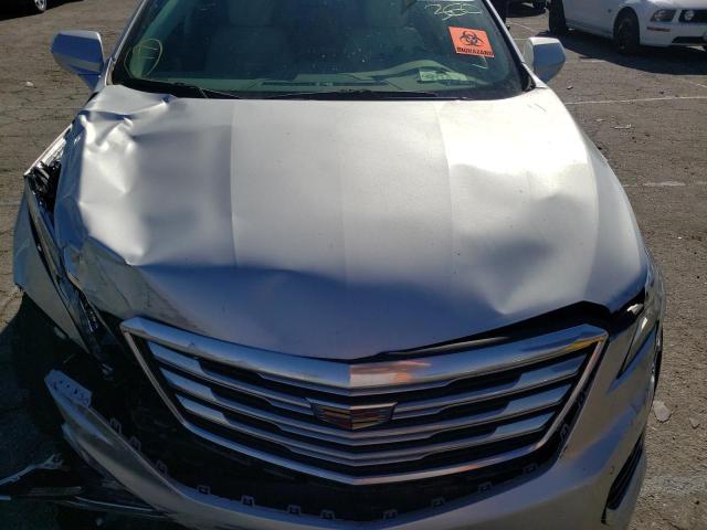 1GYKNCRS8KZ190266 - 2019 CADILLAC XT5 LUXURY SILVER photo 7