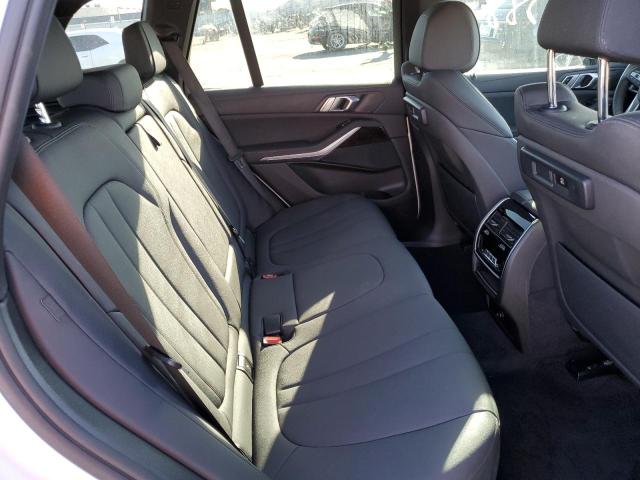 5UXCR4C04L9C25268 - 2020 BMW X5 SDRIVE WHITE photo 6