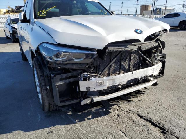 5UXCR4C04L9C25268 - 2020 BMW X5 SDRIVE WHITE photo 9