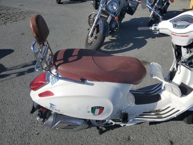 ZAPM818G6F5102155 - 2015 VESPA SPRINT 150 WHITE photo 6