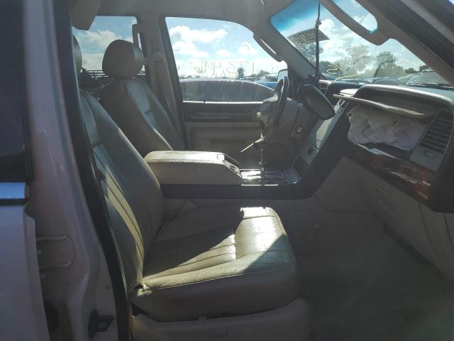 5LMFU27575LJ07850 - 2005 LINCOLN NAVIGATOR 白色 照片 5