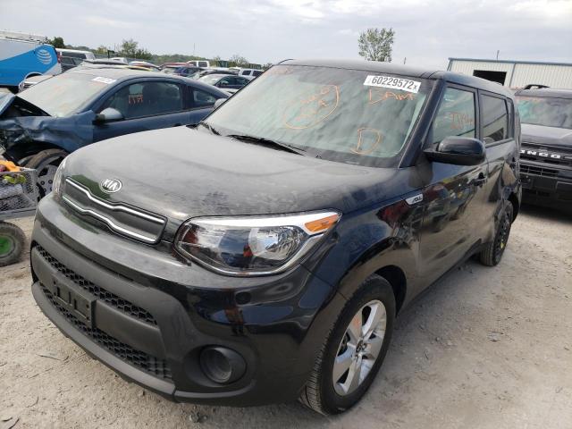 KNDJN2A29H7465994 - 2017 KIA SOUL BLACK photo 2