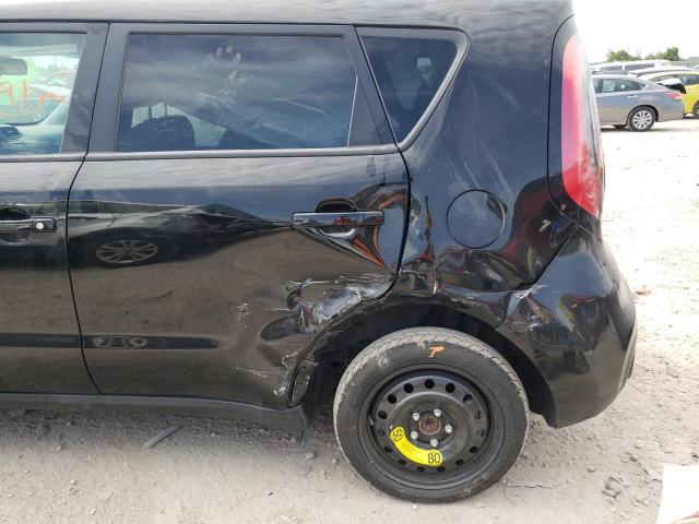 KNDJN2A29H7465994 - 2017 KIA SOUL BLACK photo 9