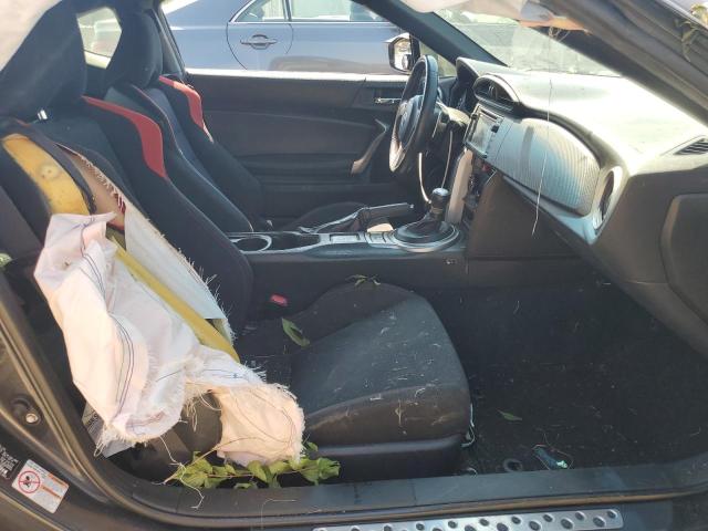 JF1ZNAA19F8711024 - 2015 TOYOTA SCION FR-S CHARCOAL photo 5