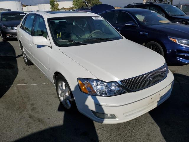 4T1BF28B52U206494 - 2002 TOYOTA AVALON WHITE photo 1