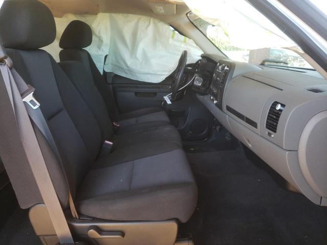 1GCRCREA7BZ242903 - 2011 CHEVROLET SILVRDO LS WHITE photo 5
