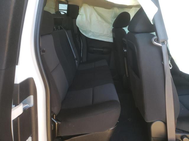 1GCRCREA7BZ242903 - 2011 CHEVROLET SILVRDO LS WHITE photo 6