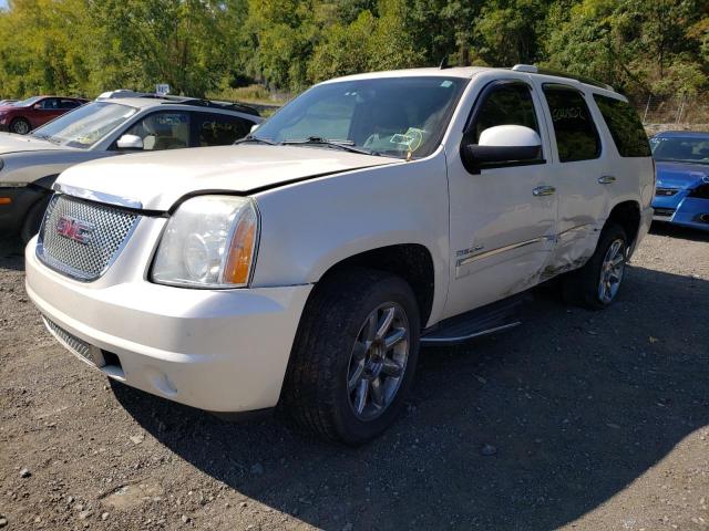 1GKS2EEF5BR258241 - 2011 GMC YUKON DENA WHITE photo 2