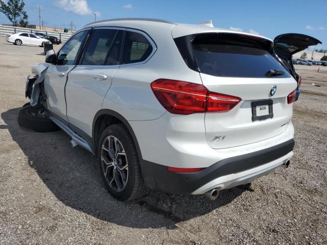 WBXJG7C04M5U00479 - 2021 BMW X1 SDRIVE2 WHITE photo 3