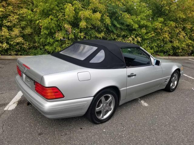 WDBFA67F3WF170362 - 1998 MERCEDES-BENZ SL 500 SILVER photo 3