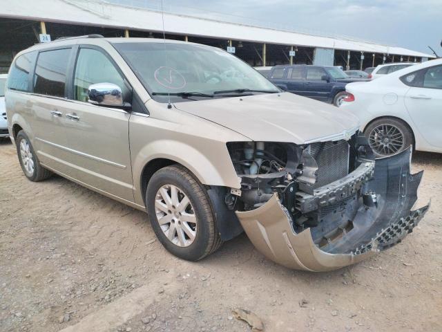 2A8HR64X58R824539 - 2008 CHRYSLER TOWN & COU BEIGE photo 1