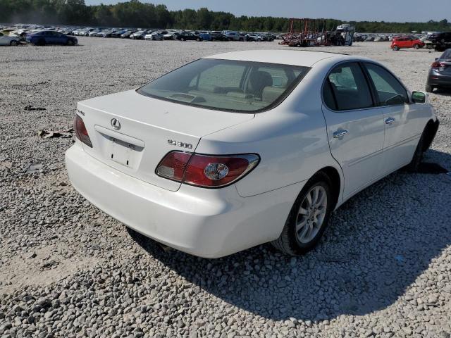 JTHBF30G720077567 - 2002 LEXUS ES 300 WHITE photo 4