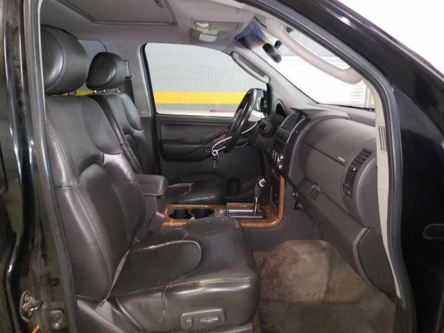 5N1AR18W15C759413 - 2005 NISSAN PATHFINDER BLACK photo 5