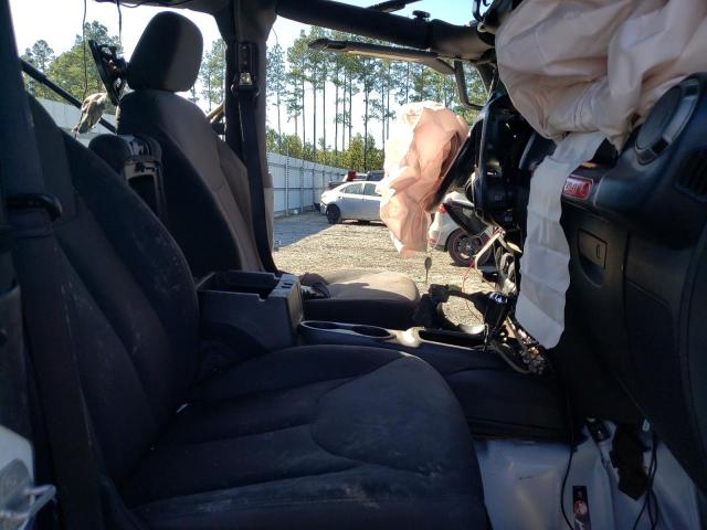 1C4GJWAG0GL129214 - 2016 JEEP WRANGLER S WHITE photo 5